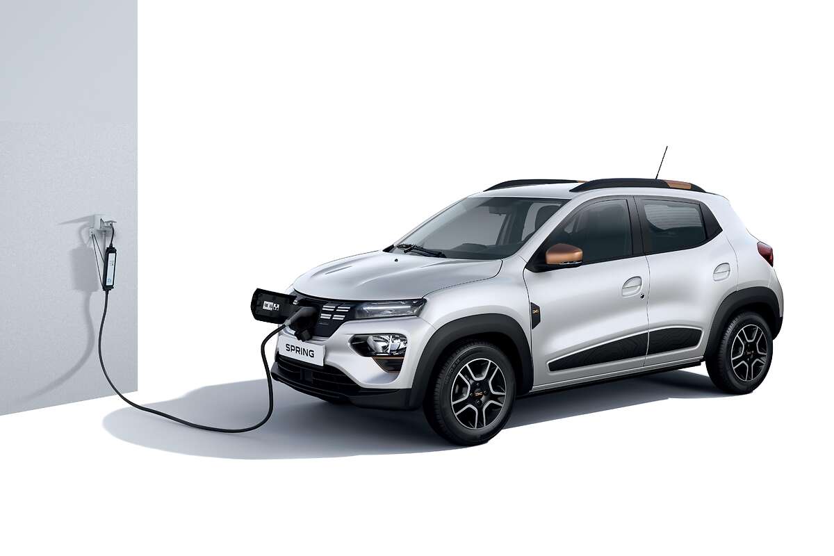 Renault Genuine Type E Home Domestic EV Charging Socket 2 Pins With Earth 16A