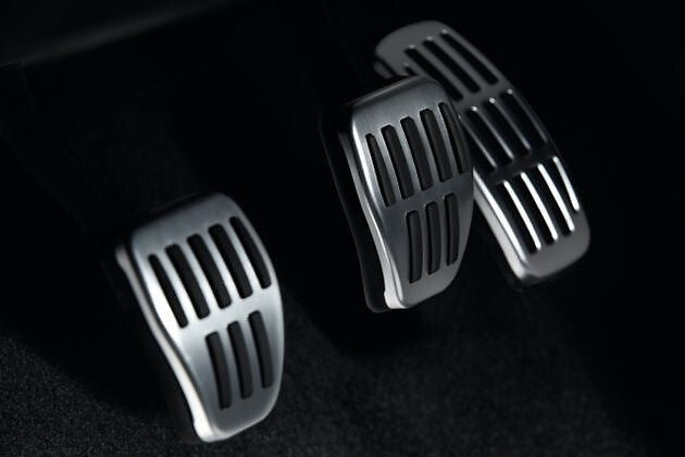 Megane IV Sport Pedal Assembly: Manual Gearbox