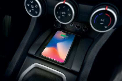 Inductive smartphone charger