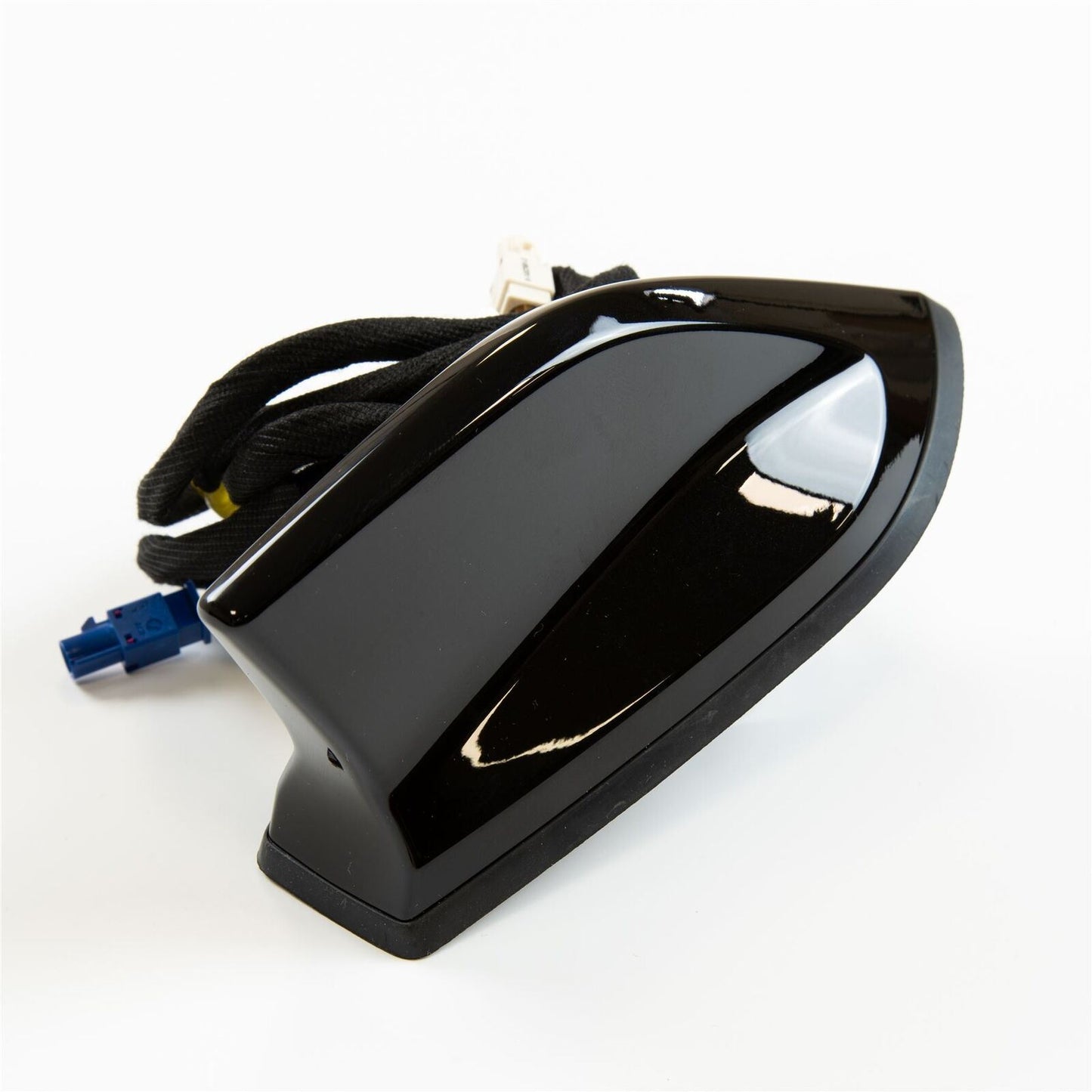 Captur II, Megan IV, & ZOE Shark Fin Antenna