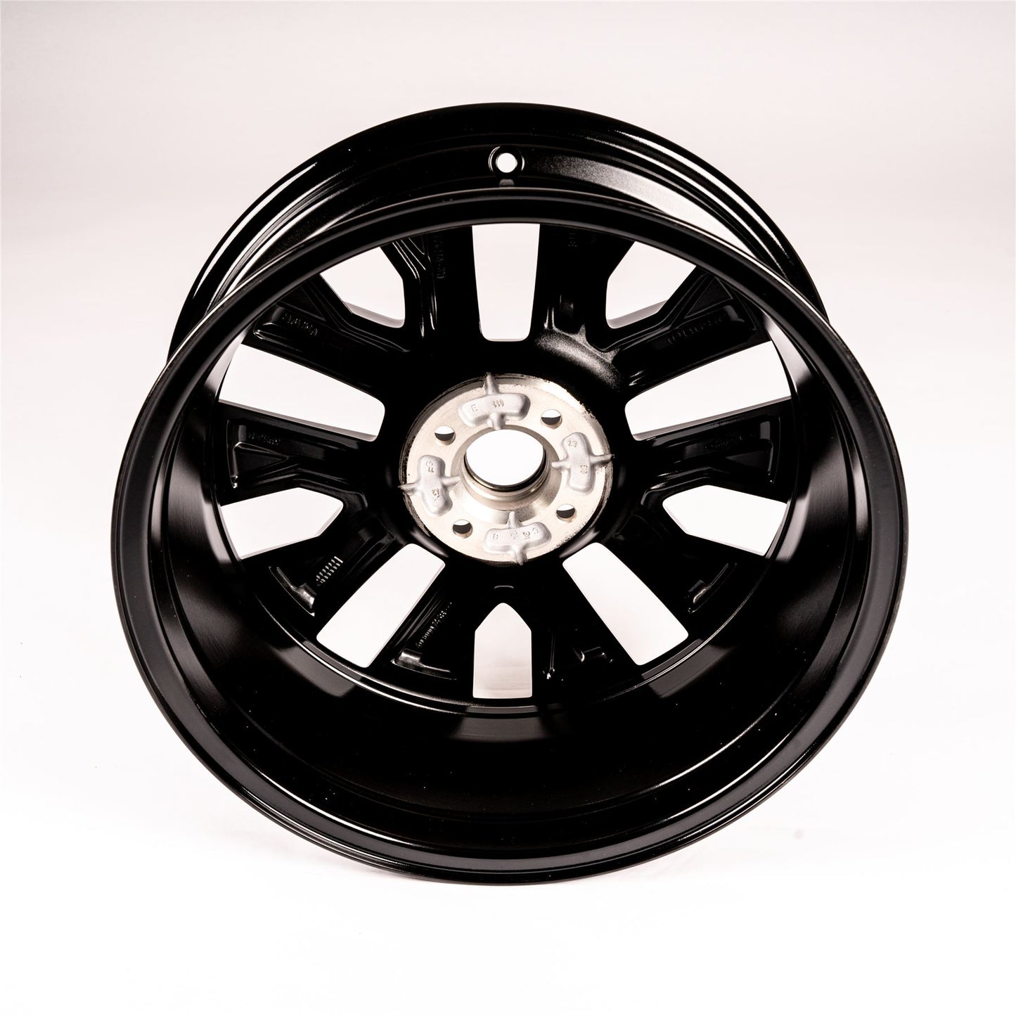 Renault Genuine 19" 8J Alloy Wheel Aluminium 5 Holes ET42 Quartz Noir Captur