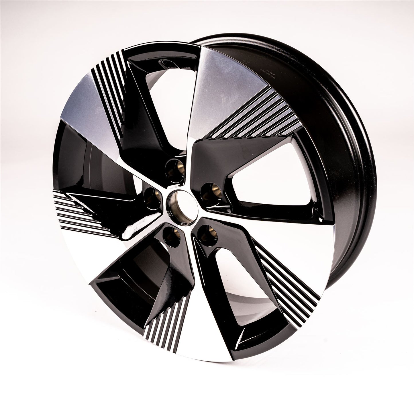 Renault Genuine 18" 7J Alloy Wheel Aluminium 5 Holes ET34 Megane E-Tech