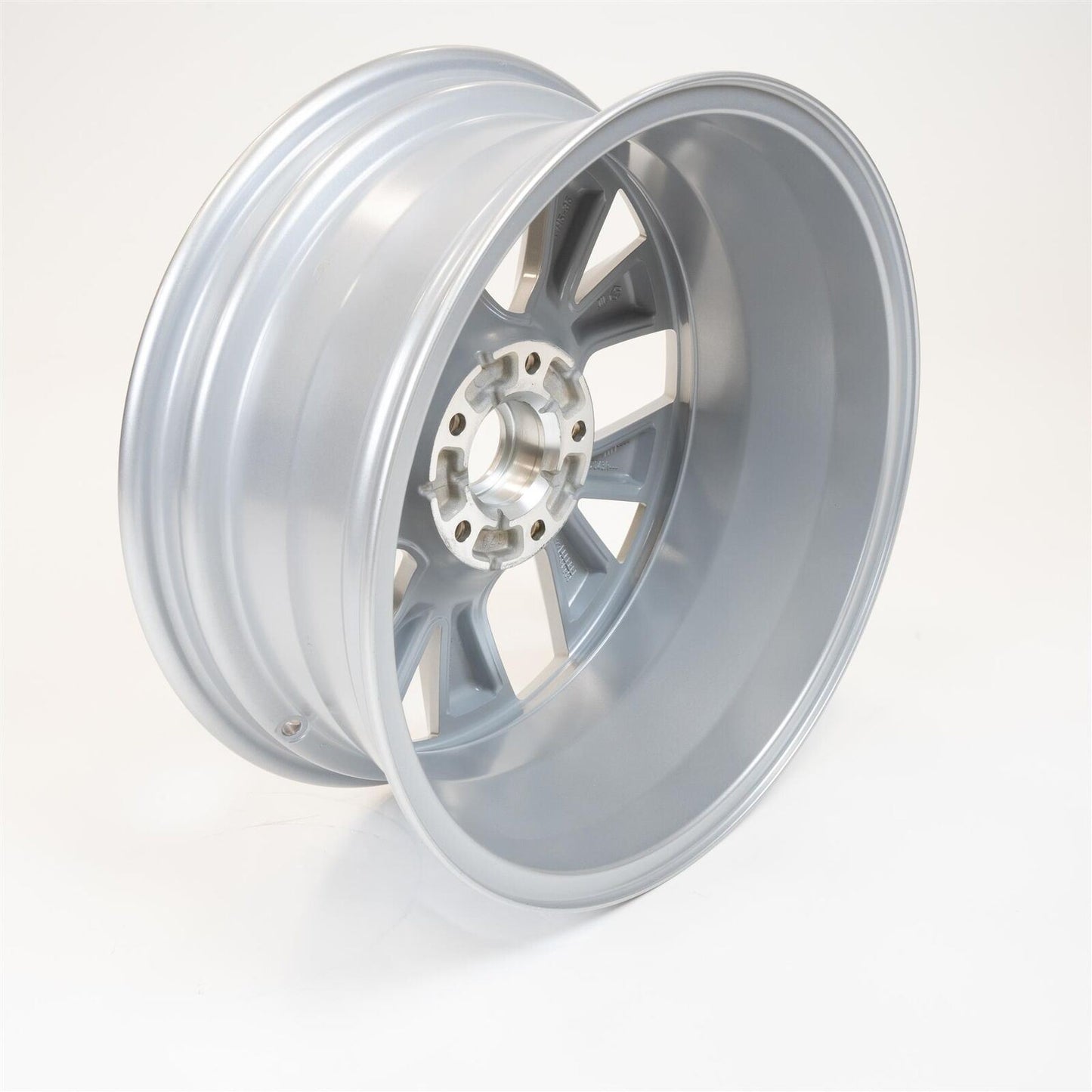 Renault Genuine Alloy Wheel Rim 1 Piece 7J x 17" 17 Inch 5 Spokes Captur MK2