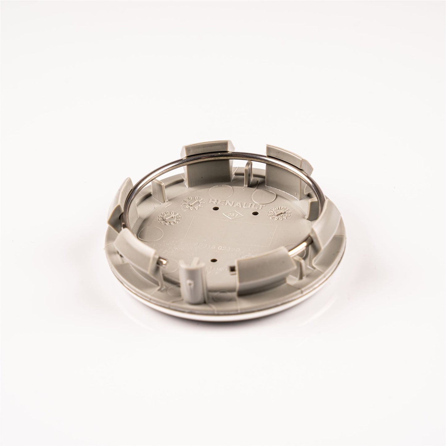Renault Genuine Silverstone Alloy Wheel Trim Hub Cap Centre Cover 1 Piece Logo