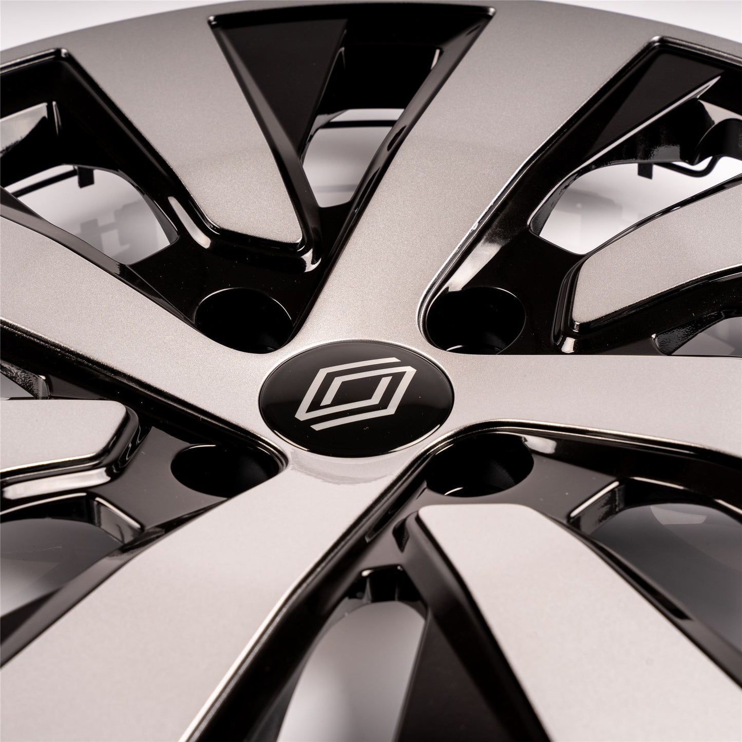 Renault Genuine 15" Alloy Wheel Trim Hub Cap Cover 1 Piece 8 Spokes Clio MK5