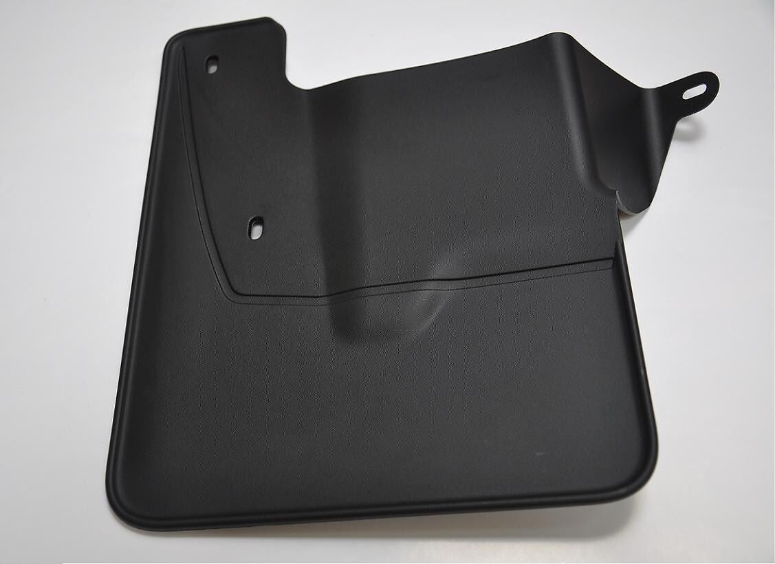 Renault Genuine Mud Flaps Splash Guards Front 2 Pieces Trim Panels Master MK3